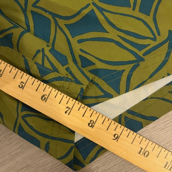 L.L. Bean Swim Trunks 7’ - Picture 6 of 6